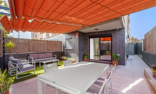 Resale - Apartment / flat -
El Campello - Playa Muchavista