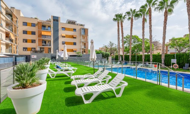 Resale - Apartment / flat -
El Campello - Playa Muchavista
