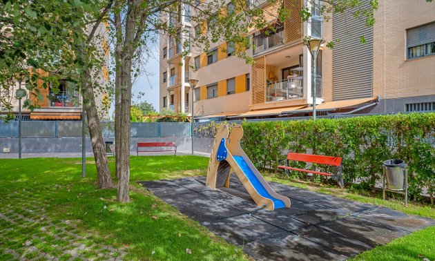 Resale - Apartment / flat -
El Campello - Playa Muchavista