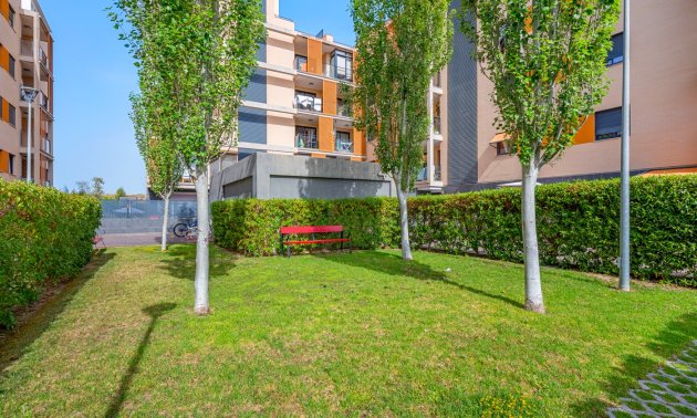 Resale - Apartment / flat -
El Campello - Playa Muchavista