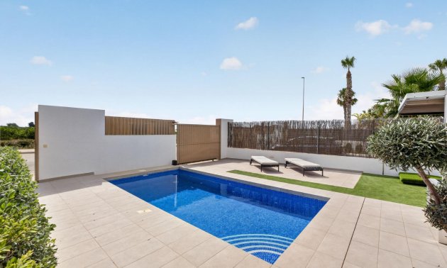 Resale - Villa -
Guardamar del Segura - El Raso