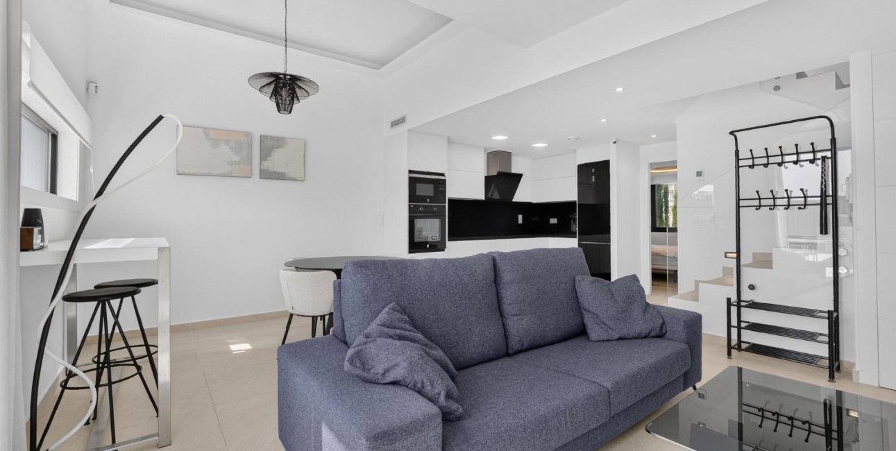 Resale - Villa -
Guardamar del Segura - El Raso