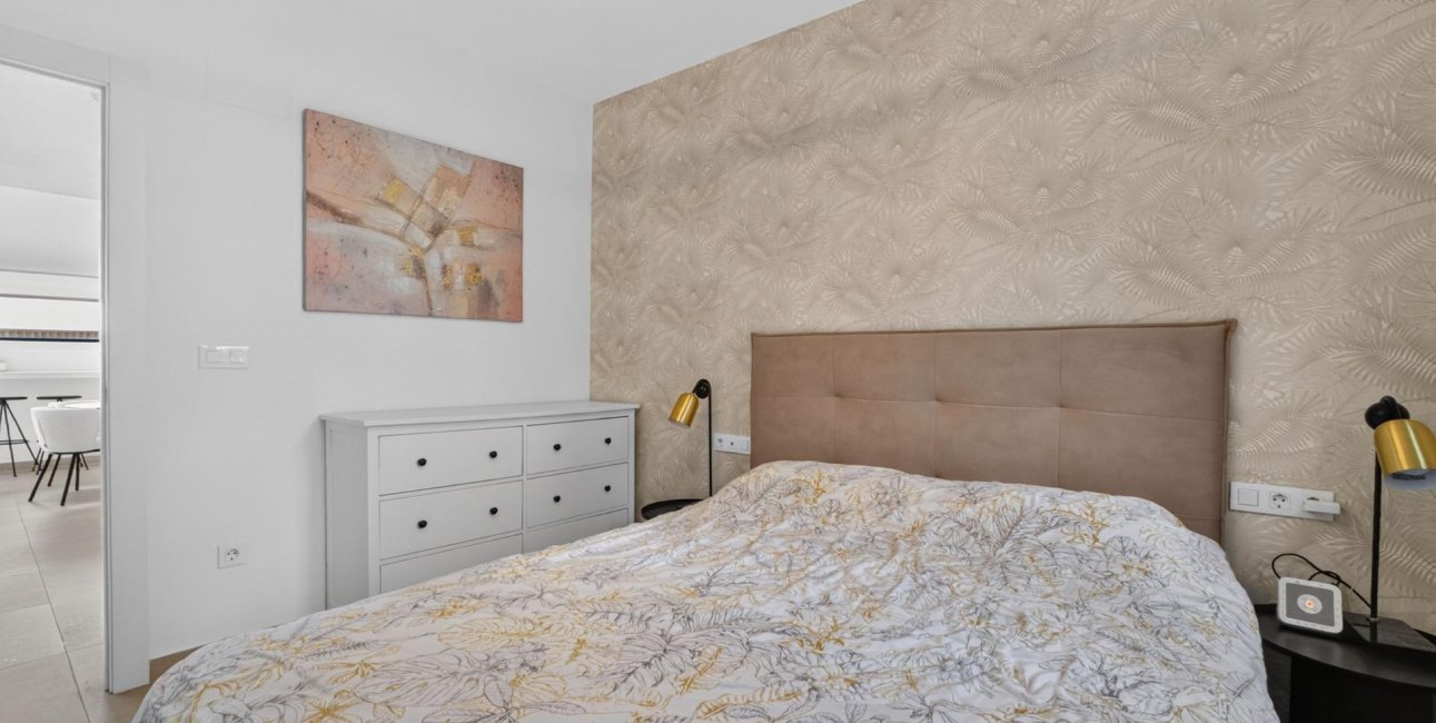 Resale - Villa -
Guardamar del Segura - El Raso