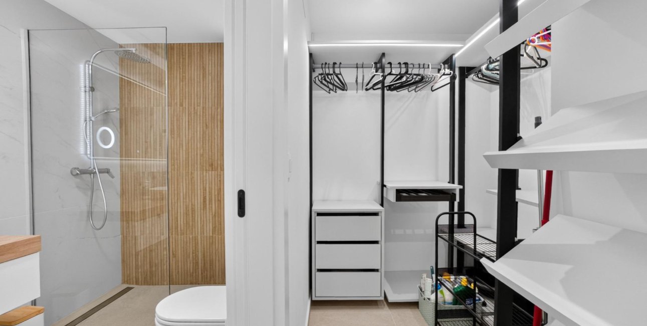 Resale - Villa -
Guardamar del Segura - El Raso