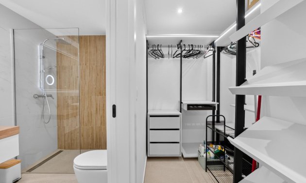 Resale - Villa -
Guardamar del Segura - El Raso