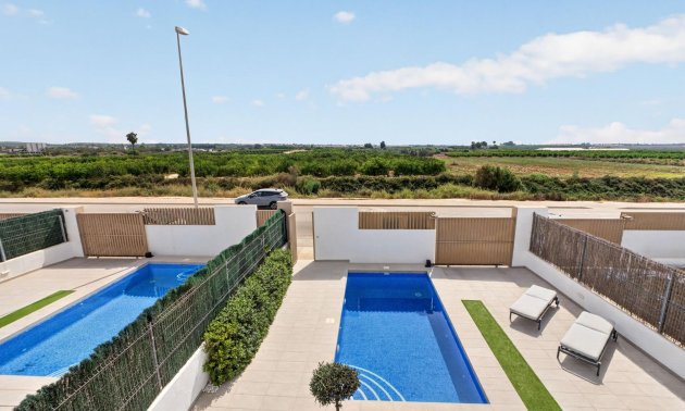 Resale - Villa -
Guardamar del Segura - El Raso