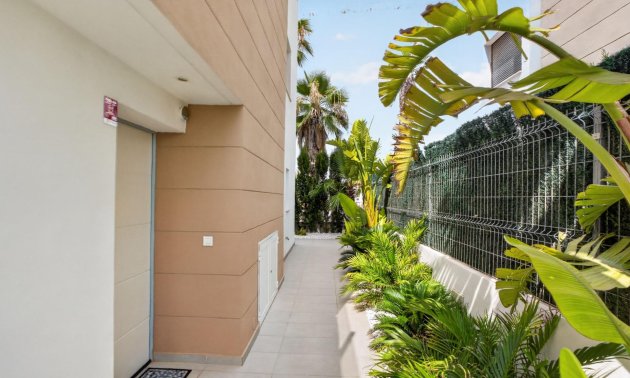 Resale - Villa -
Guardamar del Segura - El Raso
