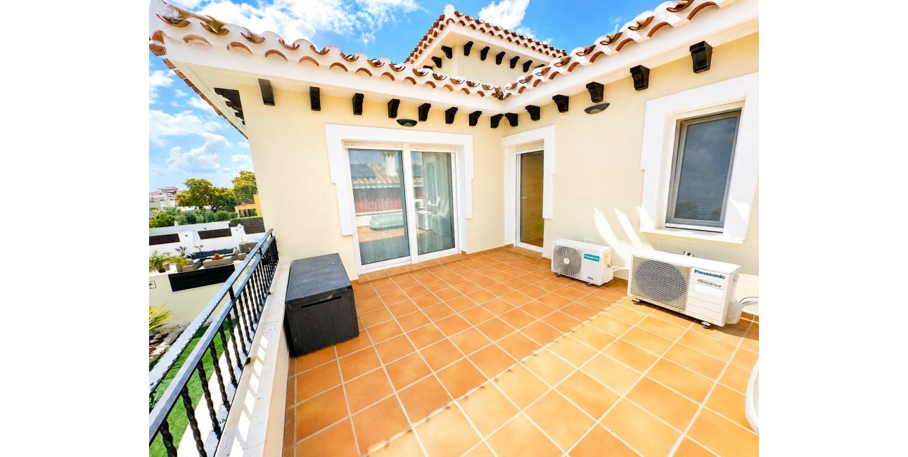 Resale - Villa -
Mar Menor Golf Resort - Mar Menor Golf Resort - Centre