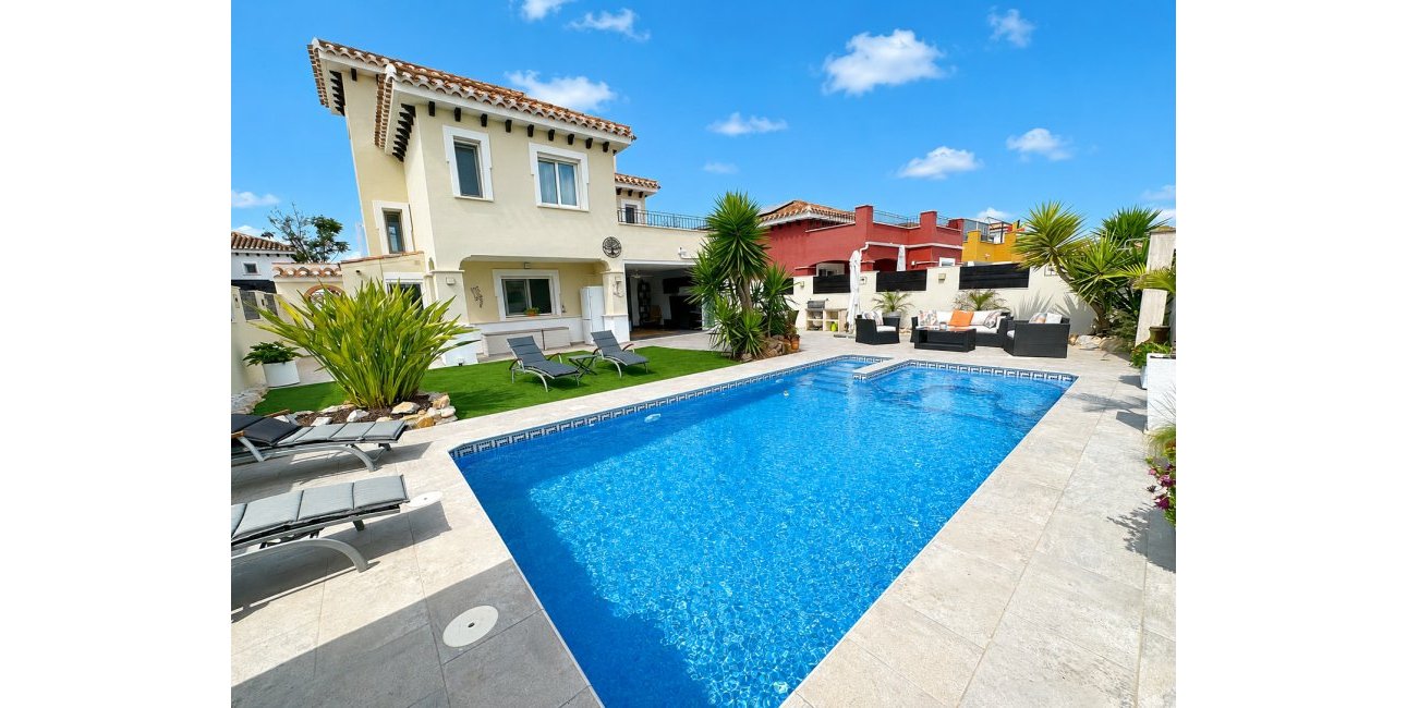 Resale - Villa -
Mar Menor Golf Resort - Mar Menor Golf Resort - Centre