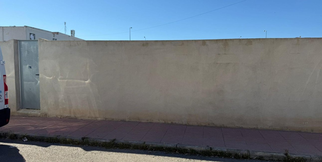 Resale - Plot / Land -
Orihuela Costa - La Regia