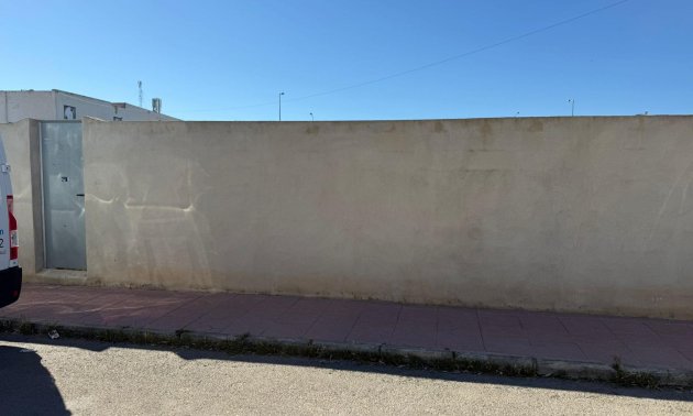 Resale - Plot / Land -
Orihuela Costa - La Regia