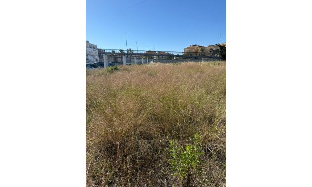 Resale - Plot / Land -
Orihuela Costa - La Regia