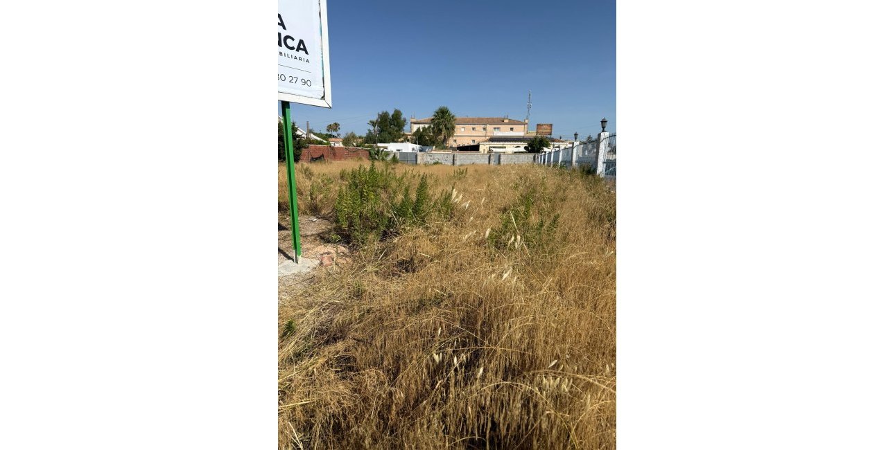 Resale - Plot / Land -
Orihuela Costa - La Regia