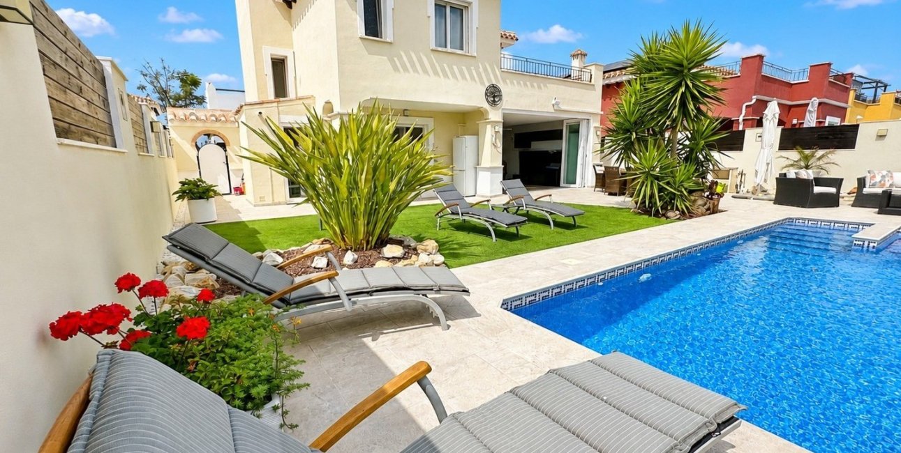 Resale - Villa -
Mar Menor Golf Resort - Mar Menor Golf Resort - Centre