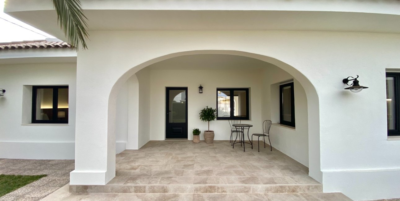 Resale - Villa -
Orihuela Costa - Cabo Roig