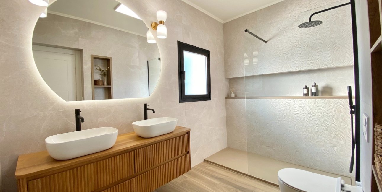 Resale - Villa -
Orihuela Costa - Cabo Roig