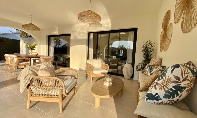 Resale - Villa -
Orihuela Costa - Cabo Roig