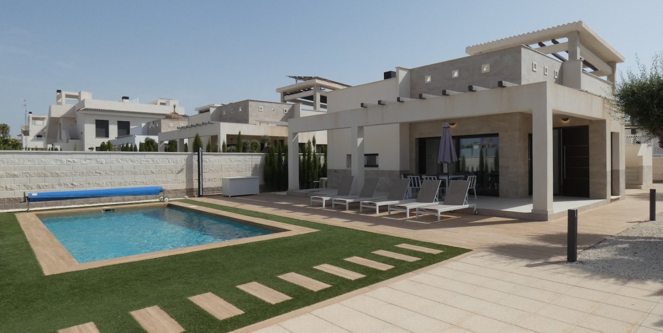 Resale - Villa -
Ciudad Quesada - Doña Pepa