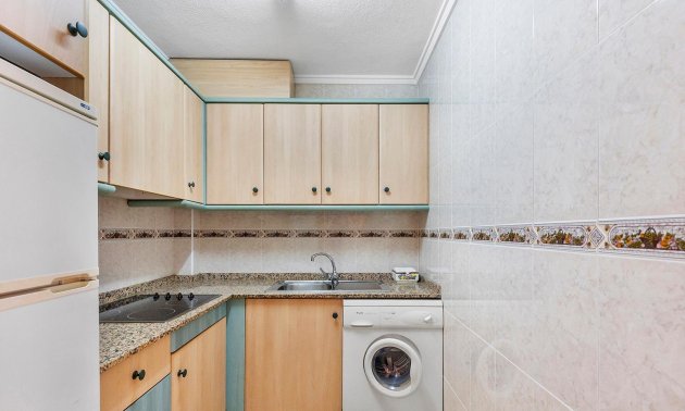 Resale - Apartment / flat -
Torrevieja - Playa del Cura