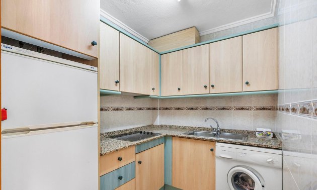 Resale - Apartment / flat -
Torrevieja - Playa del Cura