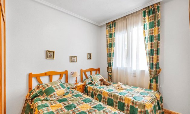 Resale - Apartment / flat -
Torrevieja - Playa del Cura
