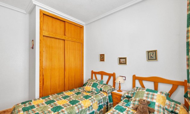 Resale - Apartment / flat -
Torrevieja - Playa del Cura