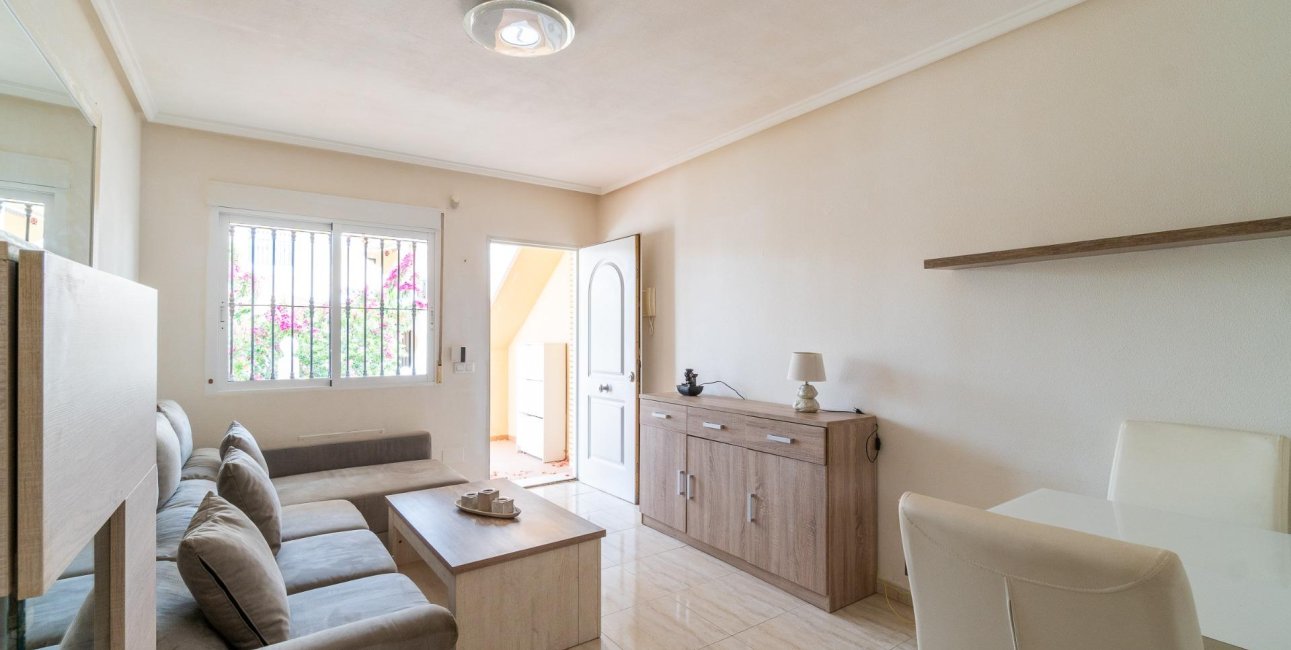 Reventa - Bungalow -
Orihuela Costa - Los Dolses
