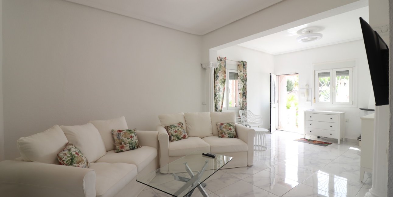 Resale - Villa -
Ciudad Quesada - La Fiesta
