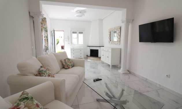 Resale - Villa -
Ciudad Quesada - La Fiesta