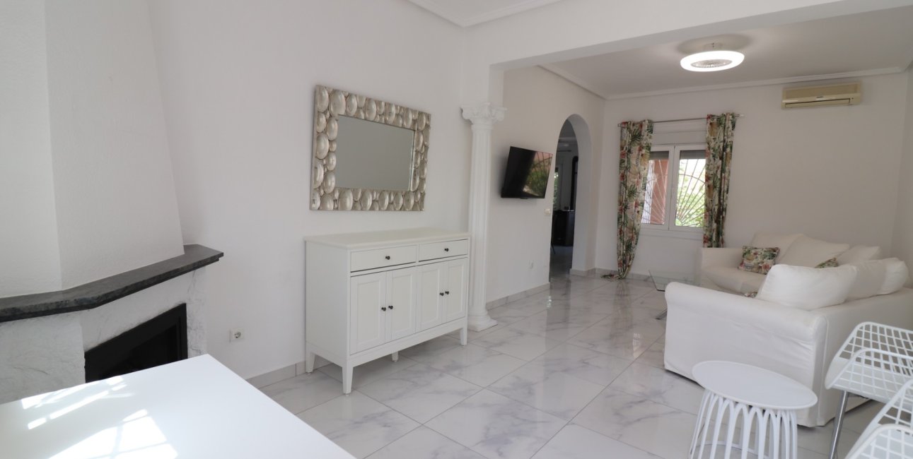 Resale - Villa -
Ciudad Quesada - La Fiesta