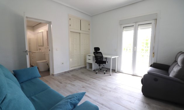 Resale - Villa -
Ciudad Quesada - La Fiesta