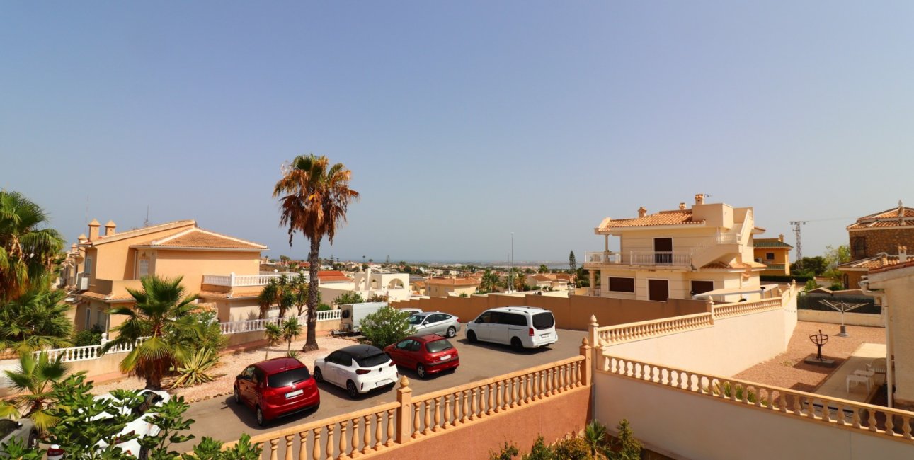 Resale - Villa -
Ciudad Quesada - La Fiesta
