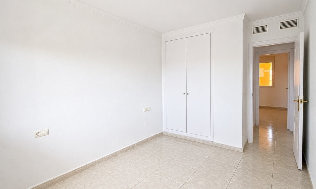 Resale - Apartment / flat -
Algorfa - Algorfa - Village