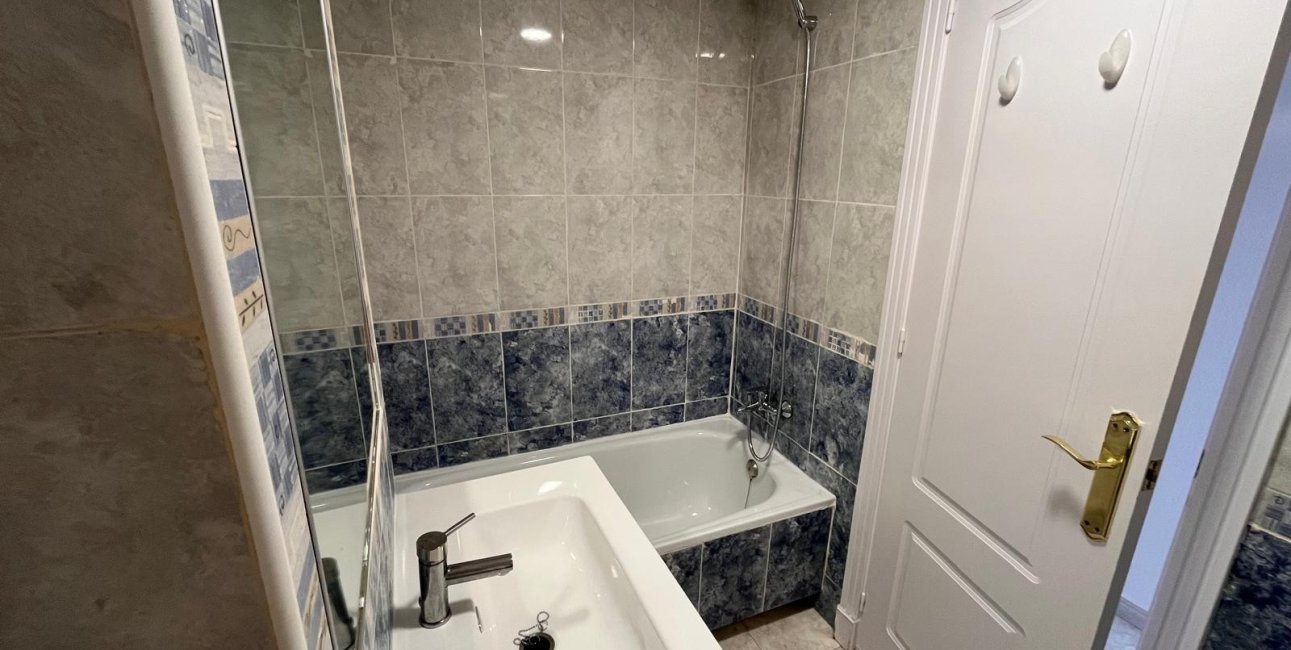 Resale - Apartment / flat -
Algorfa - Algorfa - Village