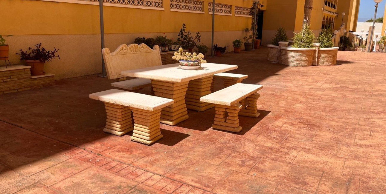 Resale - Apartment / flat -
Algorfa - Algorfa - Village
