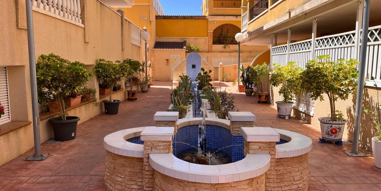 Resale - Apartment / flat -
Algorfa - Algorfa - Village