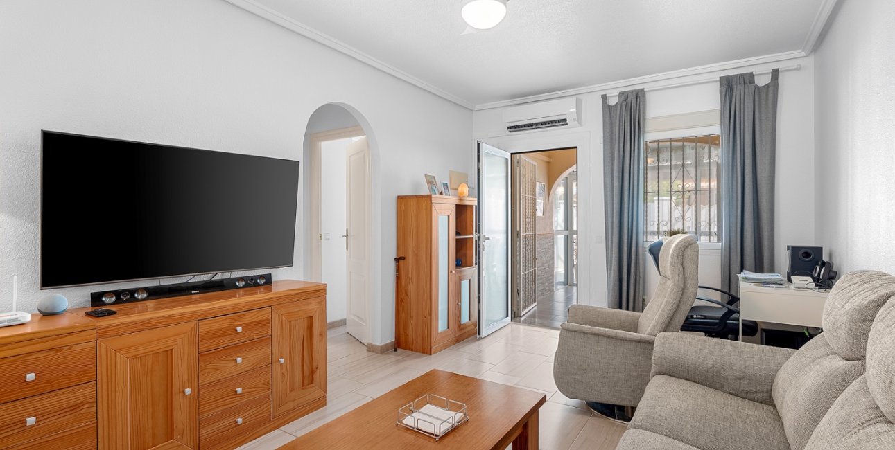 Resale - Bungalow -
Ciudad Quesada - Doña Pepa
