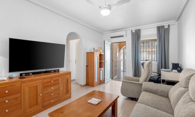 Resale - Bungalow -
Ciudad Quesada - Doña Pepa