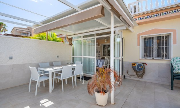 Resale - Bungalow -
Ciudad Quesada - Doña Pepa
