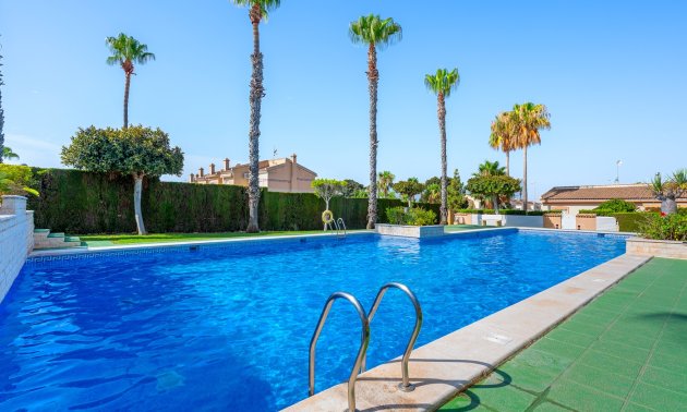 Resale - Bungalow -
Ciudad Quesada - Doña Pepa