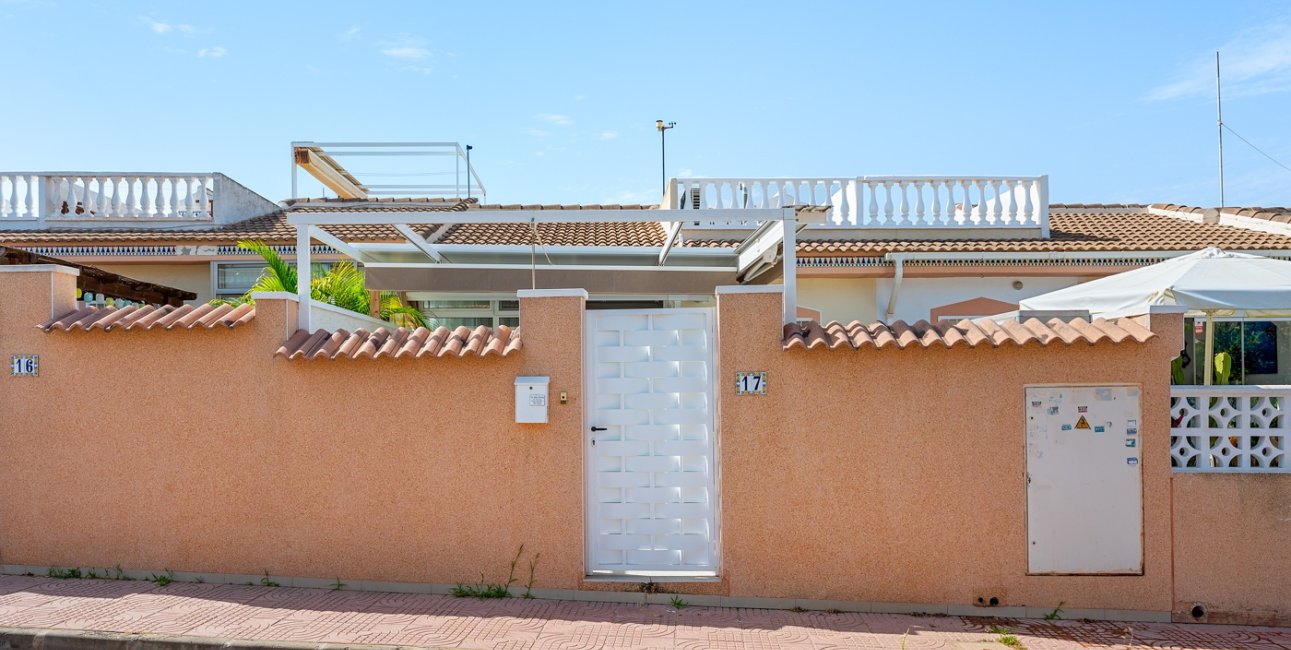 Resale - Bungalow -
Ciudad Quesada - Doña Pepa