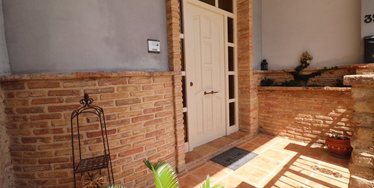 Resale - Townhouse -
Benijofar - Benijofar - Village