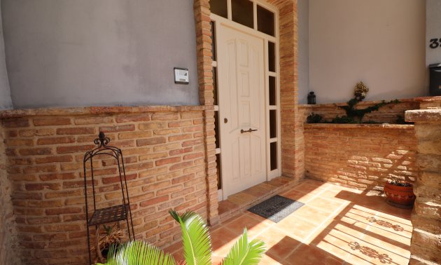 Resale - Townhouse -
Benijofar - Benijofar - Village