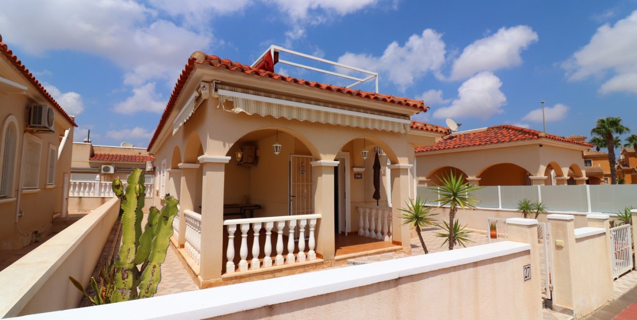 Resale - Villa -
Algorfa - Lo Crispin