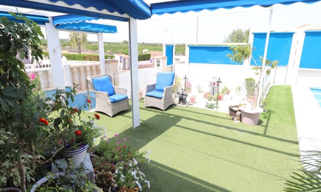 Resale - Villa -
Algorfa - Montebello