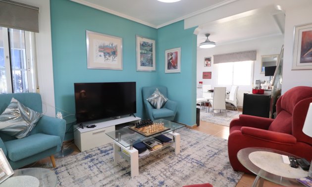 Resale - Villa -
Algorfa - Montebello