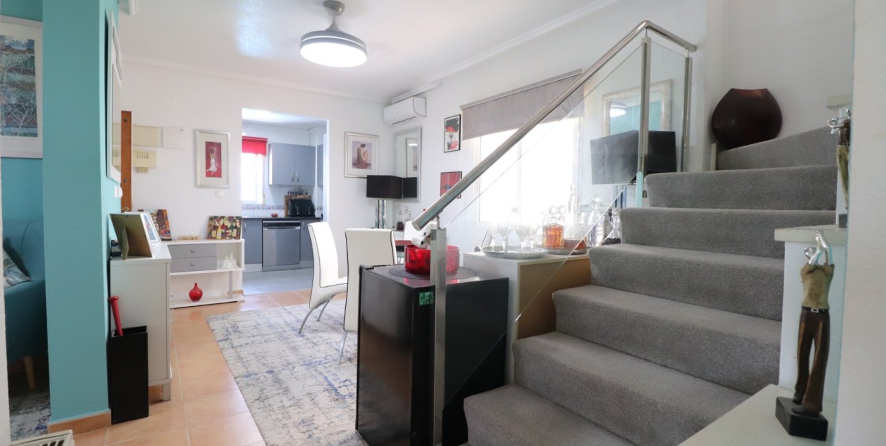 Resale - Villa -
Algorfa - Montebello