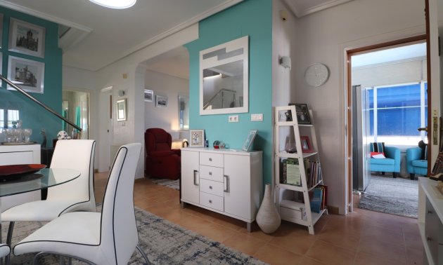 Resale - Villa -
Algorfa - Montebello