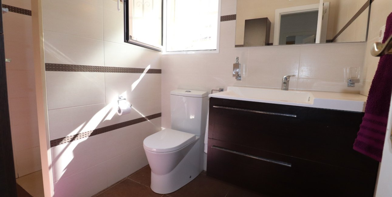 Resale - Villa -
Algorfa - Montebello