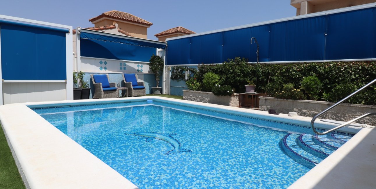 Resale - Villa -
Algorfa - Montebello